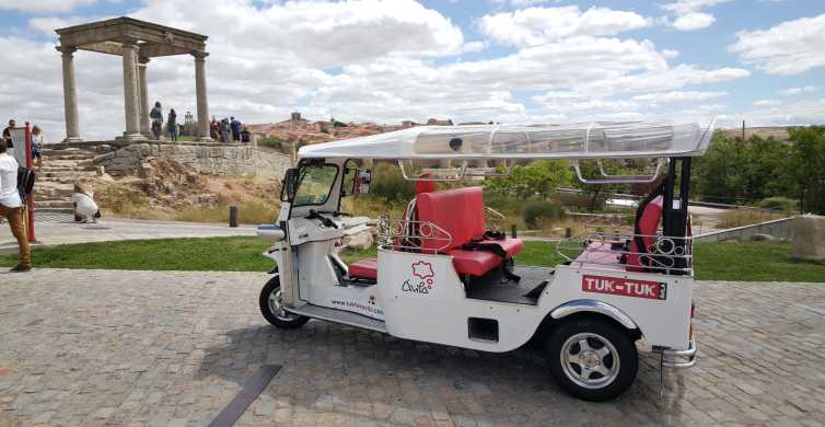 Ávila: tour guiado de la ciudad en tuk tuk