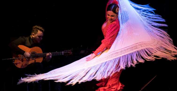 Barcelona: espectáculo de flamenco en el teatro City Hall