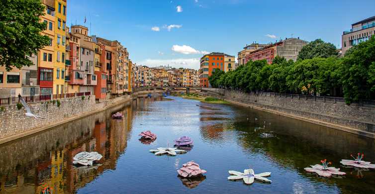 Desde Barcelona: excursión de un día a Girona, Figueres y Cadaqués