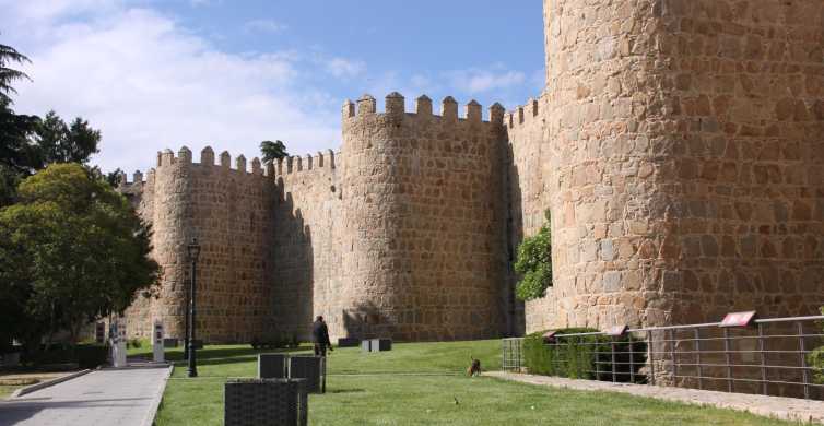 Desde Madrid: tour de día completo de Ávila y Segovia