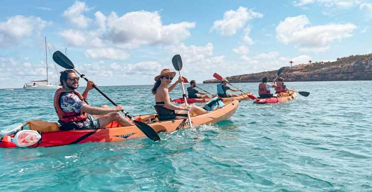 Formentera: tour de aventura en kayak con snorkel y almuerzo