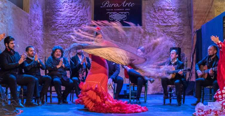 Jerez: espectáculo de flamenco en directo con cena opcional