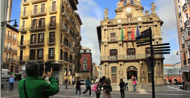 Pamplona: tour a pie en grupo reducido