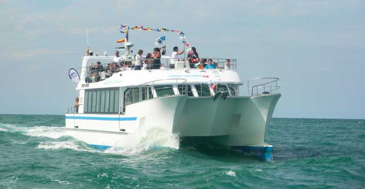 San Sebastián: recorrido turístico en catamarán por la bahía