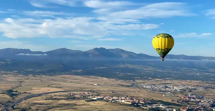 Segovia: paseo en globo aerostático con pícnic y vídeo de actividades