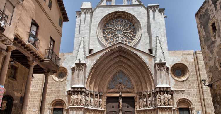 Tarragona: entrada a la catedral
