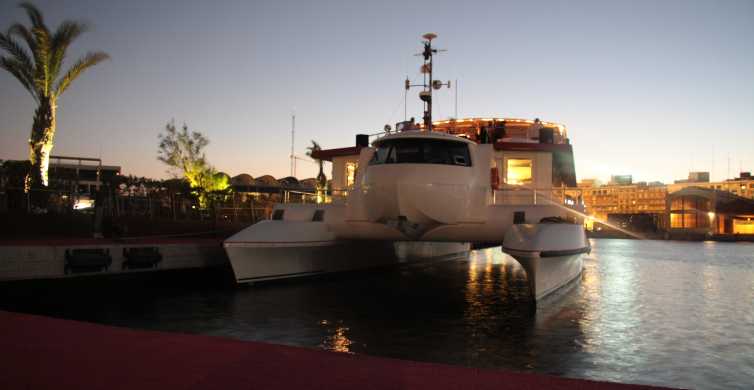 Valencia: paseo en barco al atardecer