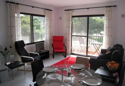 2 bed apartment in central Moraira