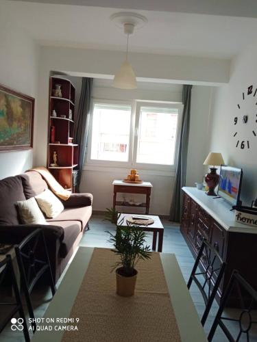 2 bedrooms appartement with city view and wifi at A Coruna 1 km away from the beach