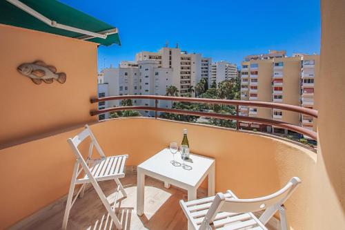 2br Lovely Apartment In Center Of Marbella.