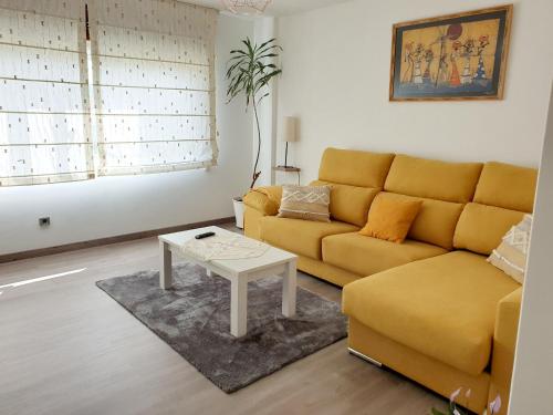 3 bedrooms appartement with sea view and wifi at O Grove