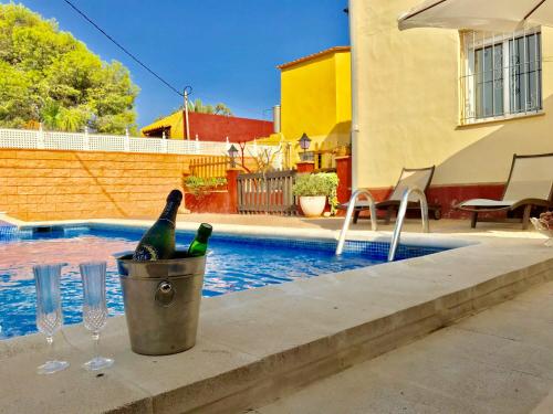 5 bedrooms villa with private pool jacuzzi and furnished terrace at Cartagena 6 km away from the beach