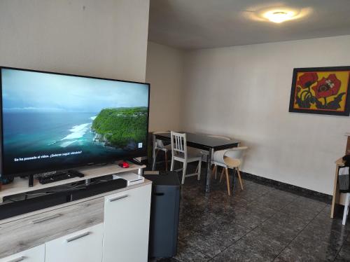 Habitación en apartamento compartido 40 metros playa