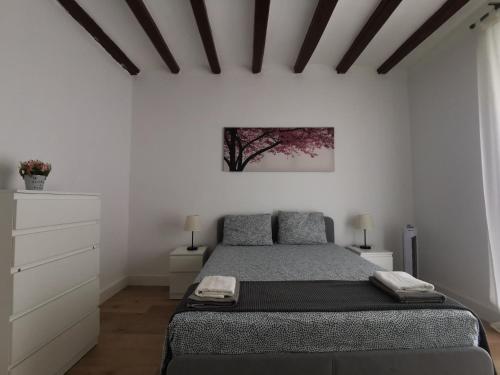 Acogedor apartamento cerca de la playa y el Teatro Romano