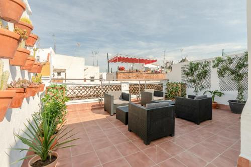 Alameda Corner. Rooms and Apartment