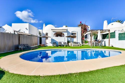 Aitana - Managed By Almarina