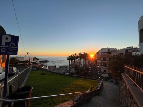 Apartamento en el Sur de Tenerife Frente Al Mar!