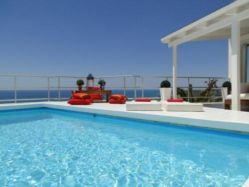 Villa Sitges Altavista Amaizing View South Oriented Calm Area Ac Beach 2 Minutes