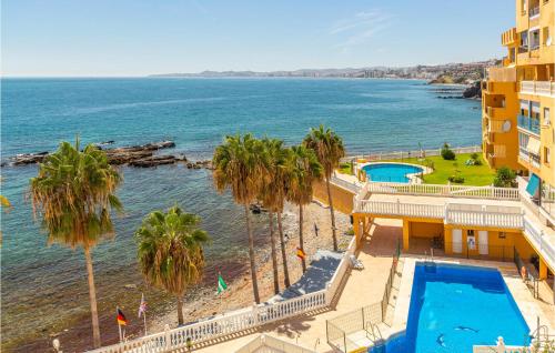 Amazing apartment in Benalmádena with Outdoor swimming pool, WiFi and 2 Bedrooms