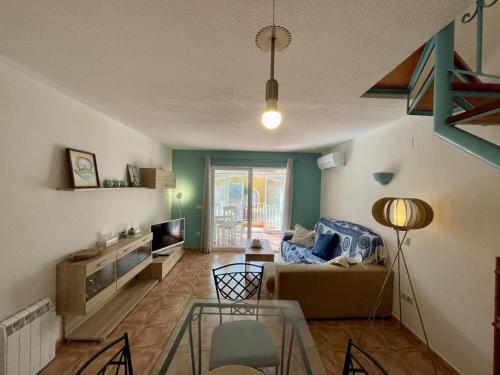 Amazing apartment in Benitachell with garden