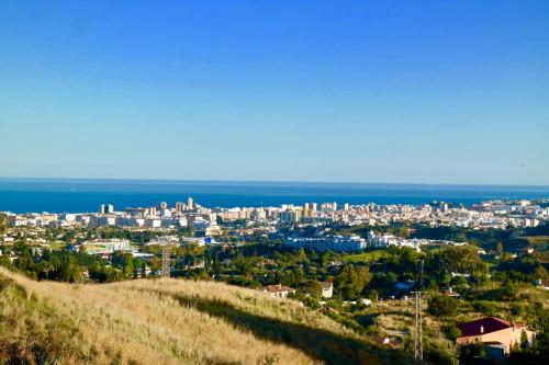 Amazing Sea Views Duplex Apartment With Garden, El Porton De Mijas