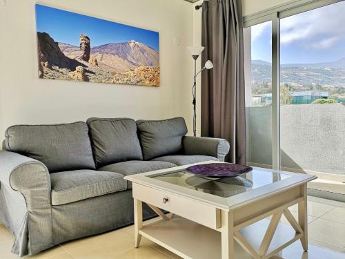 Amplio apartamento de tres dormitorios con vistas al Teide y al mar by TheOceanRentals