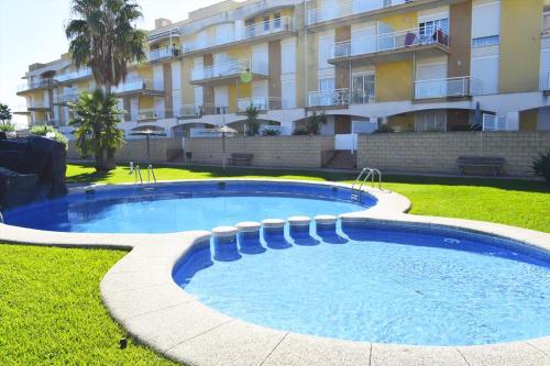 Ap2225 Catamaran 3 Les Marines