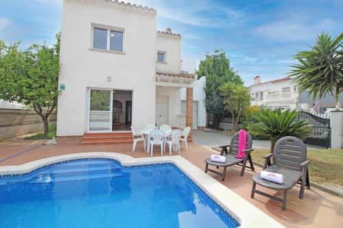 Apart-Rent Casa con Piscina en Puigmal