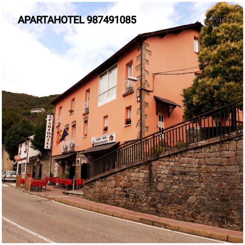 Apartahotel portal de leon