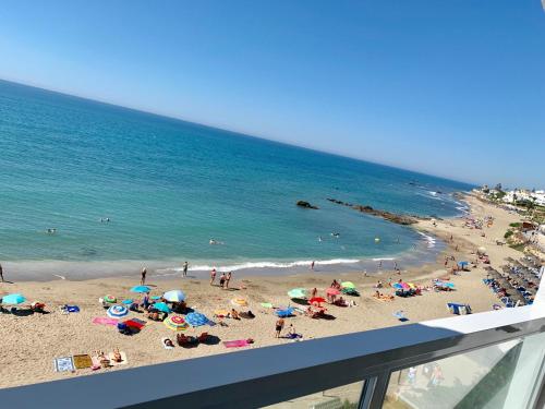 Apartament Aguamarina On The Beach Front