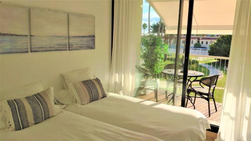 Residencial Denia Beach - 3 dormitorios Frente al Mar by Sonneil Rentals