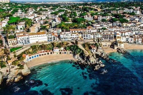 Apartamento a 100 m de playa. Calella Palafrugell