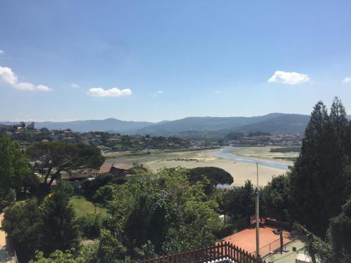 Apartamento adosado con terraza en Playa América, Nigrán