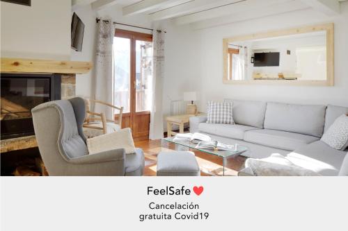 Esquirós by FeelFree Rentals