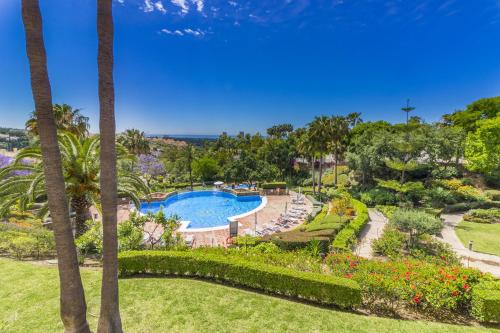 Cubo s Apartamento Boutique Elviria Hills Marbella