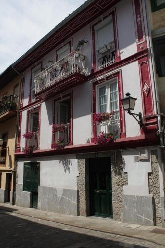 La Casa Roja de Saioa