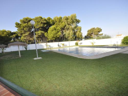 Apartamento piscina comunitaria pegado al mar Solo familias y parejas