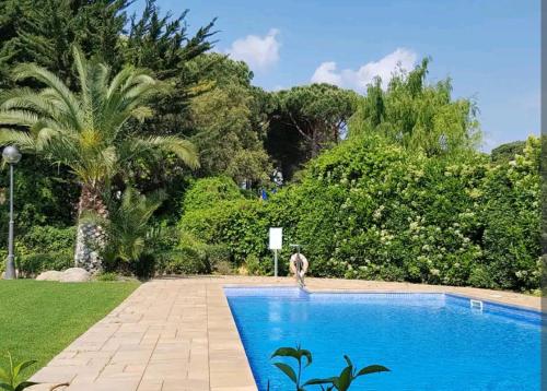 Apt con piscina en Calella de Palafrugell, parking gratuito