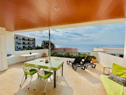 Central Bajo 4 - Apartamento Con Espaciosa Terraza - Vistas Al Mar - Parking