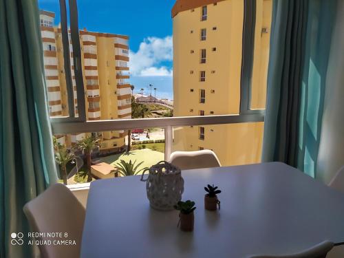 Apartamento Con Vistas Al Mar En Algarrobo Costa (La Axarquía), Junto A Nerja