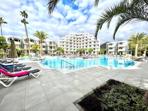 Apartamento con balcon, piscina, cerca playa en Tenerife Sur