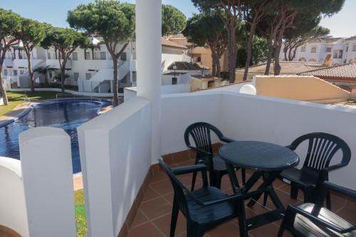 Apartamento Castillo de Mar, con piscina y parking