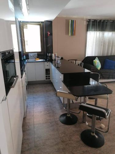 Apartamento Con Wifi Y Piscina En Blanes Frente A La Playa - Costa Brava