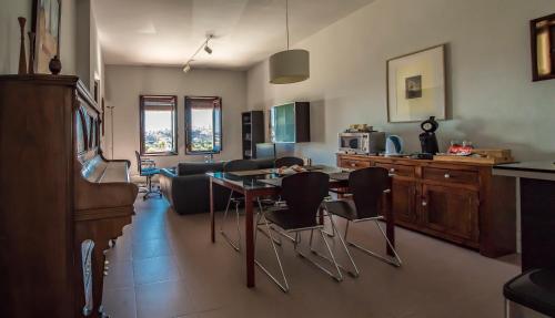 Casa Rural En Cigarral De Villamarta Toledo Con Piscina Y Wifi