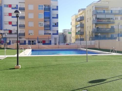 Apartamento En Fuengirola Con Piscina Y Parking