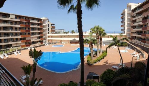 Apartamento en Residencial Balcón de Los Gigantes, Tenerife