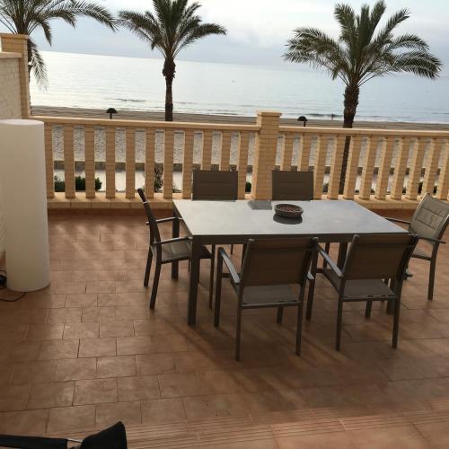 Apartamento frente al mar