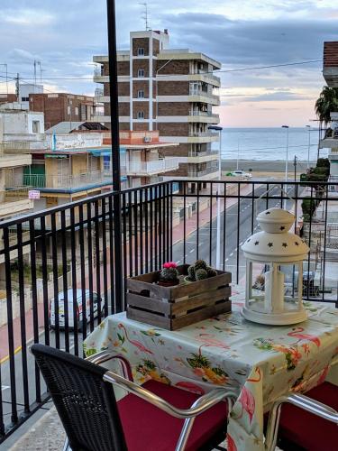 Apartamento H9 Gran Playa con vistas al mar