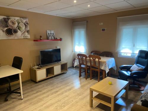 Cheap & Equipped Apartament Nearly Center