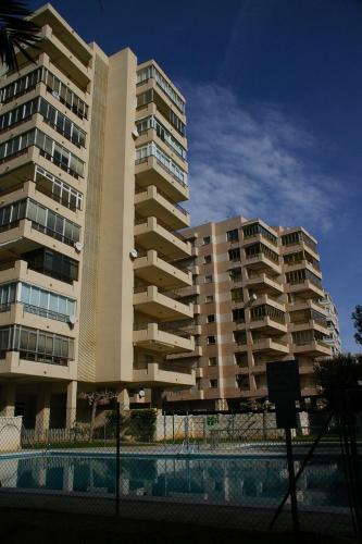 Apartamento Madeira Orange Costa 1 dorm aire acond